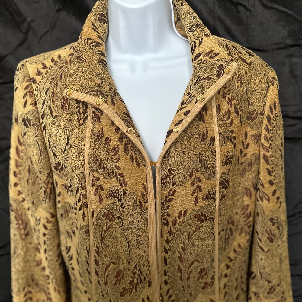 Carlisle, Stunning vintage blazer, size 12